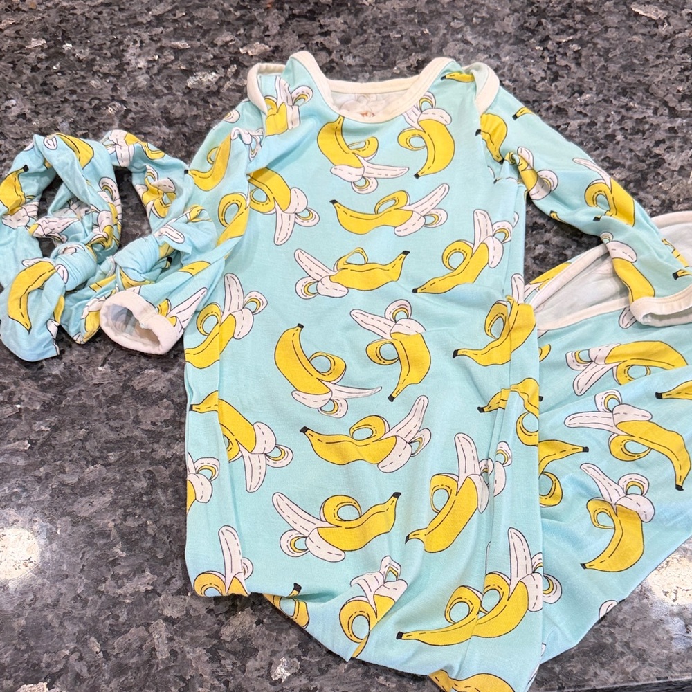 Blue bananas Little Sleepies Gown with two matching headbands